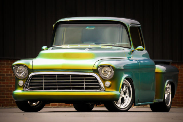 57 chevy 3100 show truck, 383ci/500hp, pearl gold/green paint, custom interior!