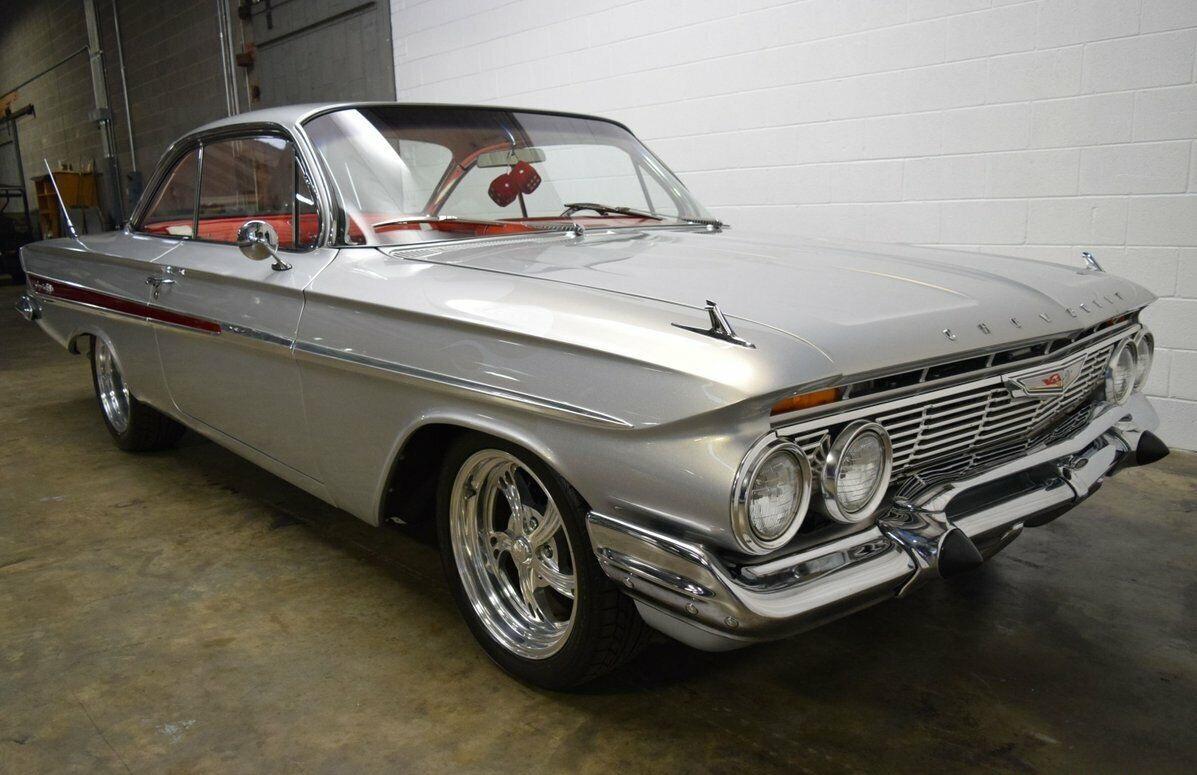1961 chevrolet impala silver 350 v8 75813 miles