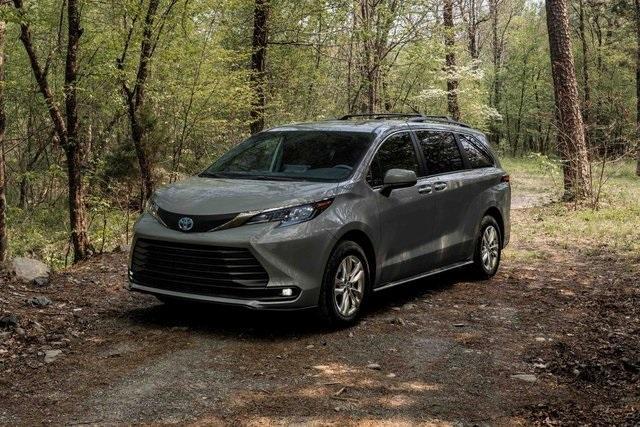 2021 toyota sienna xle