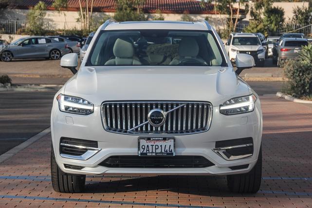 2022 volvo xc90 recharge plug-in hybrid eawd inscription expression 7 seater