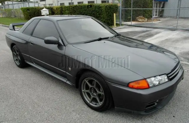 1990 nissan skyline gt-r / r32 gt-r