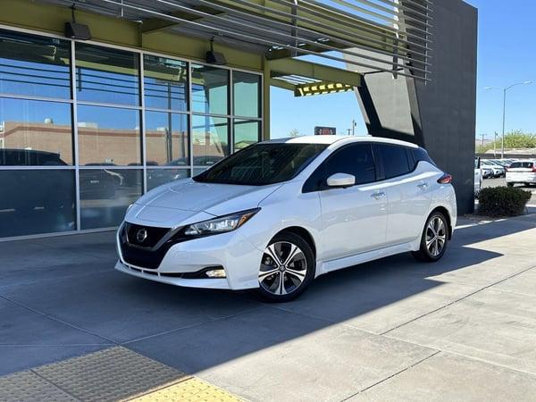 2022 nissan leaf in beloit, wisconsin