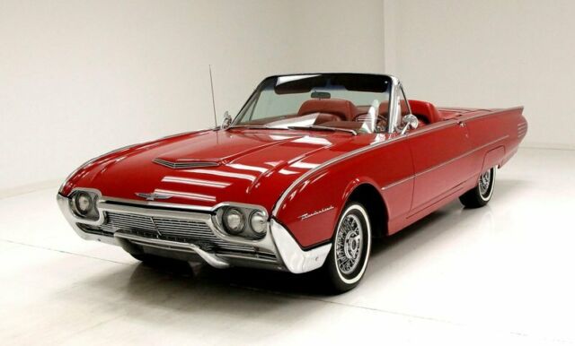 jet age styling/beautiful red paint/2 tone interior/390ci v8
