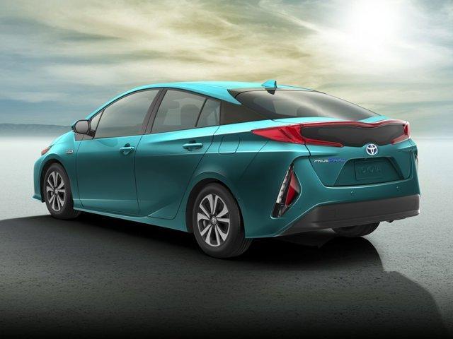 2021 toyota prius prime xle