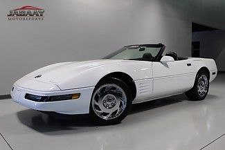 1994 corvette convertible~only 35,913 miles~automatic~chrome wheels~new tires!