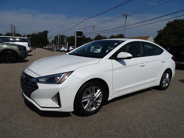2020 hyundai elantra in burnips, michigan