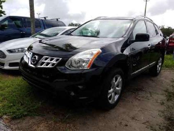 2011 nissan rogue sv package*navigation*local vehicle*fresh trade in*warranty in sarasota, fl
