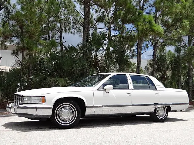 1993 cadillac fleetwood * no reserve * 1 owner estate car no rust low mi deville