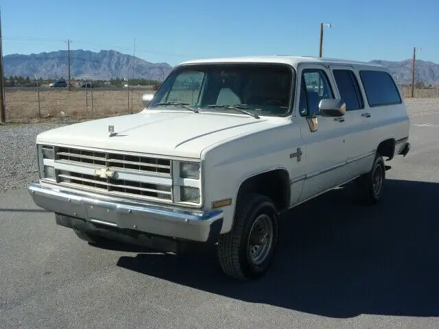 1988 chevrolet suburban 1500 4x4 very nice all ori