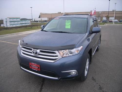 2012 toyota highlander 4dr all-wheel drive for sale in grand forks, north dakota