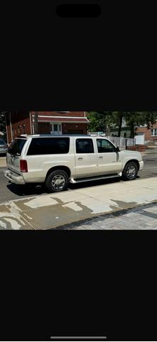 2004 cadillac escalade esv base