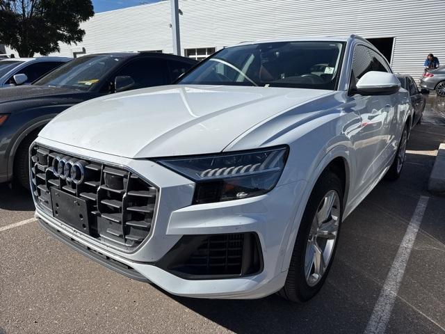 2020 audi q8 55 premium plus