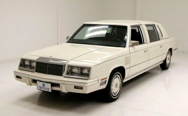 plenty of rear seating chauffeur car straight steel panels business opportunity