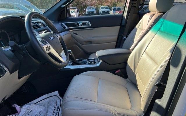 2011 ford explorer xlt