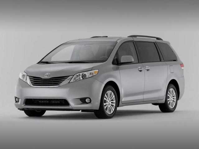 2012 toyota sienna limited