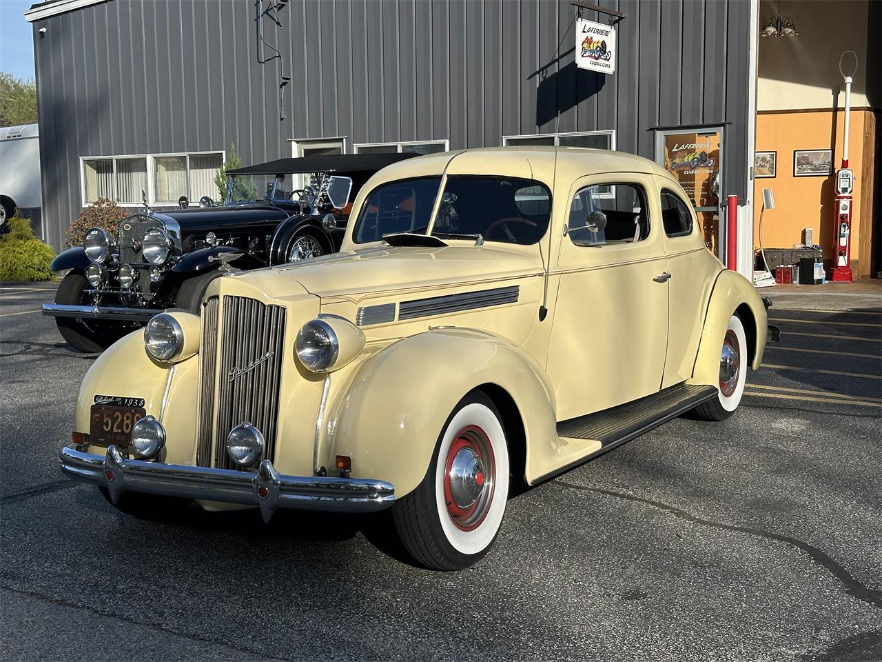 1938 packard 120