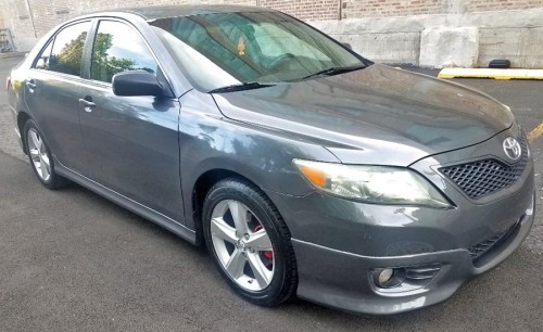 2010 toyota camry se for sale in illinois by owner
