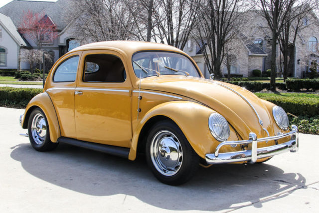 oval window! 1776cc engine, 4-speed manual, body off pan resto, german metal wow