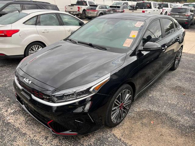 2022 kia forte gt