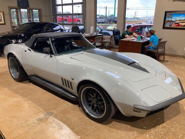 1968 chevrolet corvette wide body restomod 427 show car 544 miles