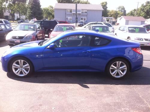 2010 hyundai genesis 2.0t for sale in grand forks, north dakota