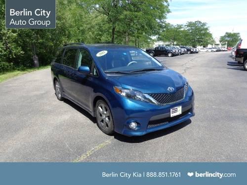2011 toyota sienna pv se van 2wd se for sale in saint george, vermont