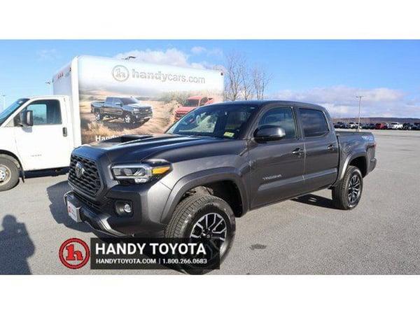 2021 toyota tacoma in flowerfield, illinois