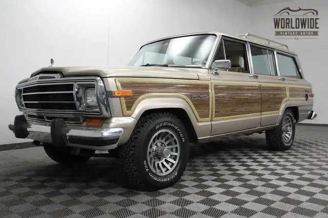 1989 jeep grand wagoneer collector grade. 98k original miles. ca truck