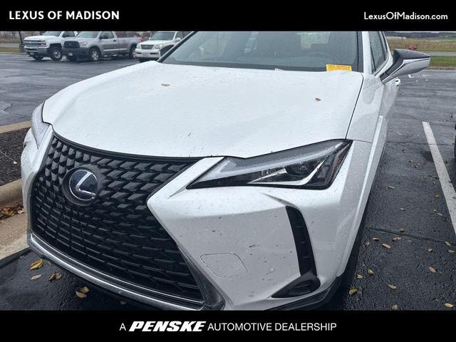 2022 lexus ux 250h base