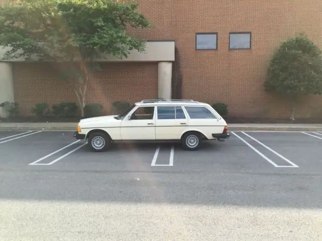 mercedes 1985 300td station wagon
