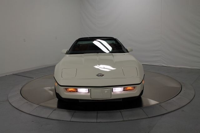 very low miles! - excellent condition - l98 350 v-8 - 17in chrome zr1 wheels!