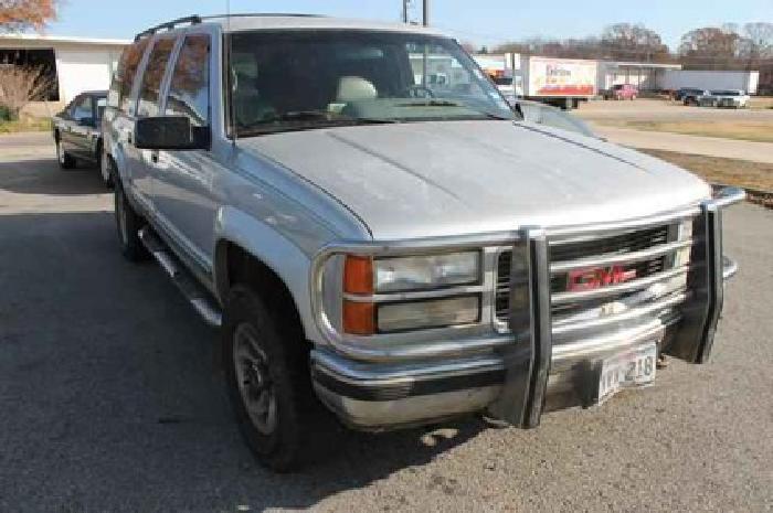 used 1995 gmc suburban for sale. in paris, tx