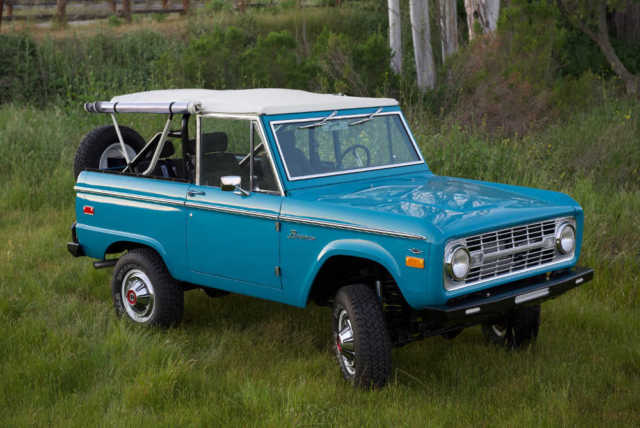 1972 ford bronco reef blue lubr - restomod show winner!