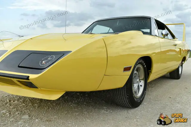 1970 plymouth road-runner superbird lemon twist "v-code" 440 six-pack 4-speed