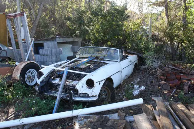 1968 mgb, barn find
