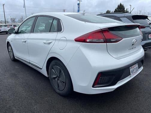 2020 hyundai ioniq hybrid in northwoods, illinois