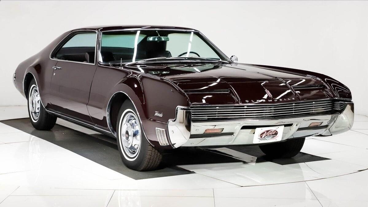 1966 oldsmobile toronado coupe hydra-matic