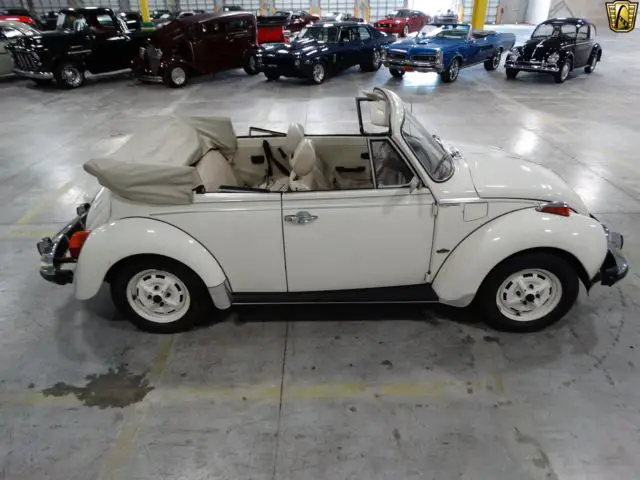 1976 volkswagen super beetle - triple white collector's edition