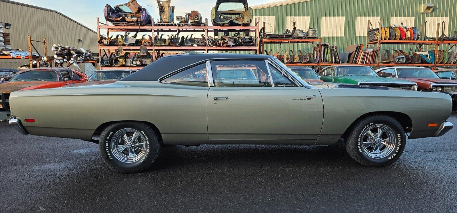 1969 plymouth road runner clean title silver