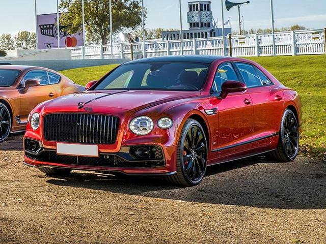 2022 bentley flying spur v8