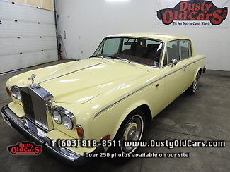 1976 yellow runs drives interior body 6.8lv8!