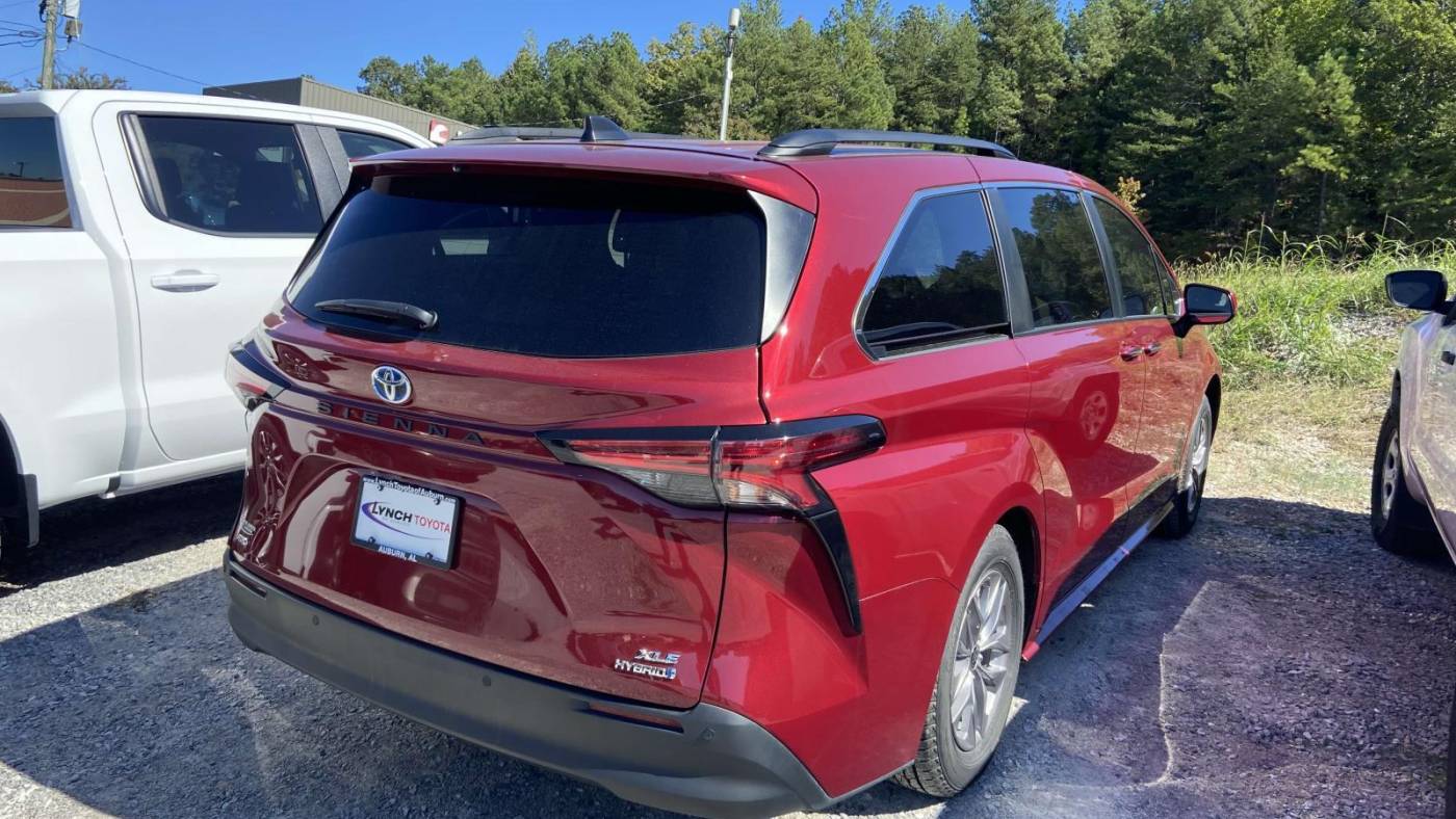 2021 toyota sienna xle 7-passenger