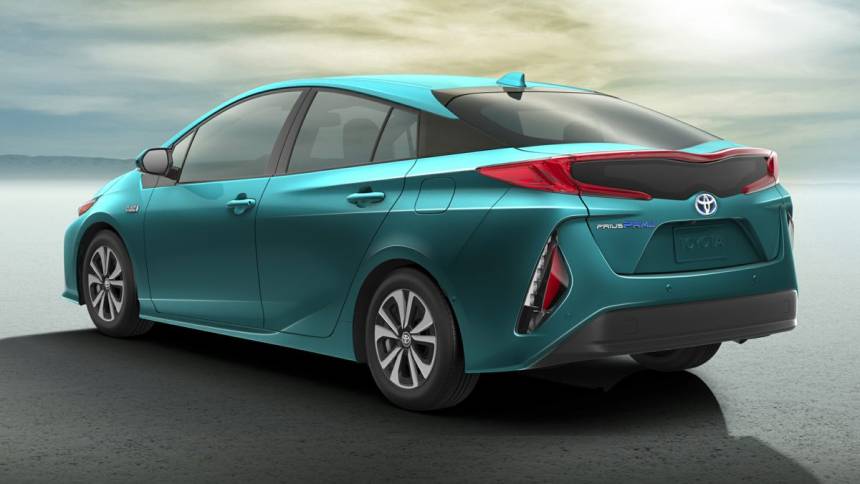2017 toyota prius prime advanced