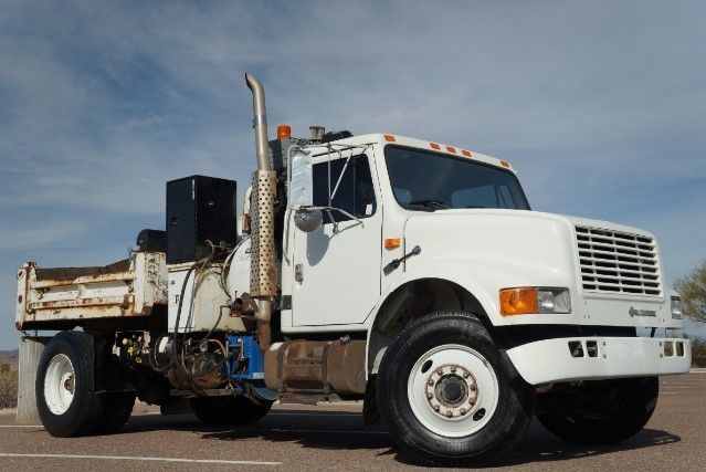 1993 international 4700 patch truck asphalt paver emulsion oil sprayer dump bed