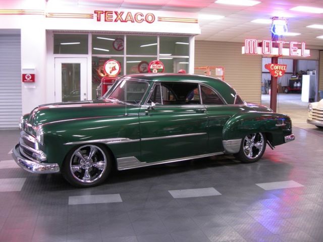 1951 chevrolet deluxe street rod