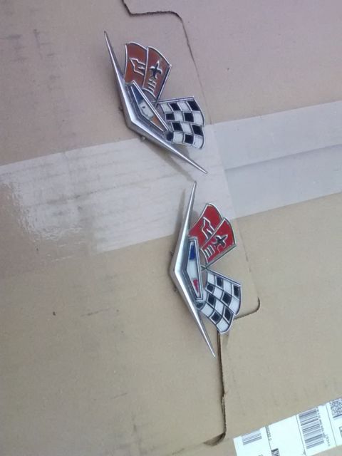 early/mid 1960s fender emblems