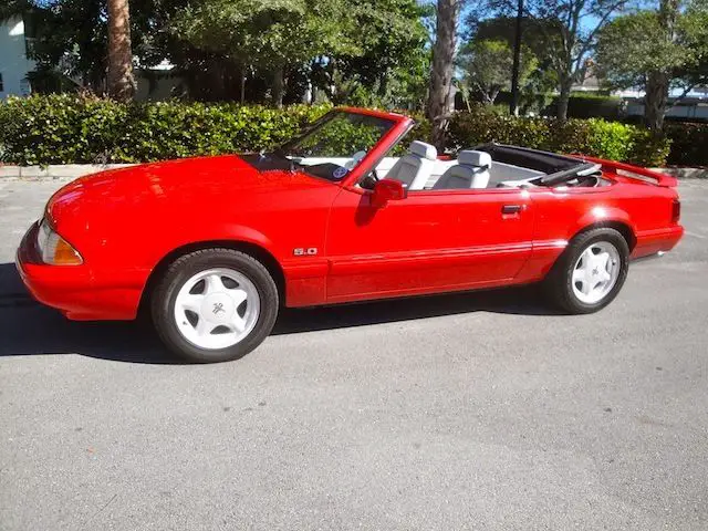 92 ford mustang convertible lx v8*auto*23k orig no smoker miles*mint rare find