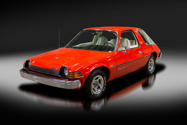 1975 amc pacer "the flying fishbowl". runs and drives as good as it looks!