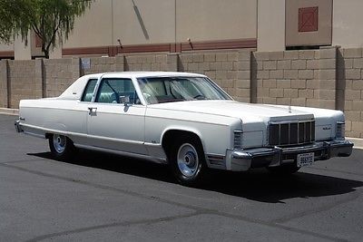 1976 lincoln continental.. low miles.. runs & drives great.. make offer..!!