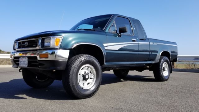 94 toyota pickup 4x4, 99k miles, og paint. drives excellent